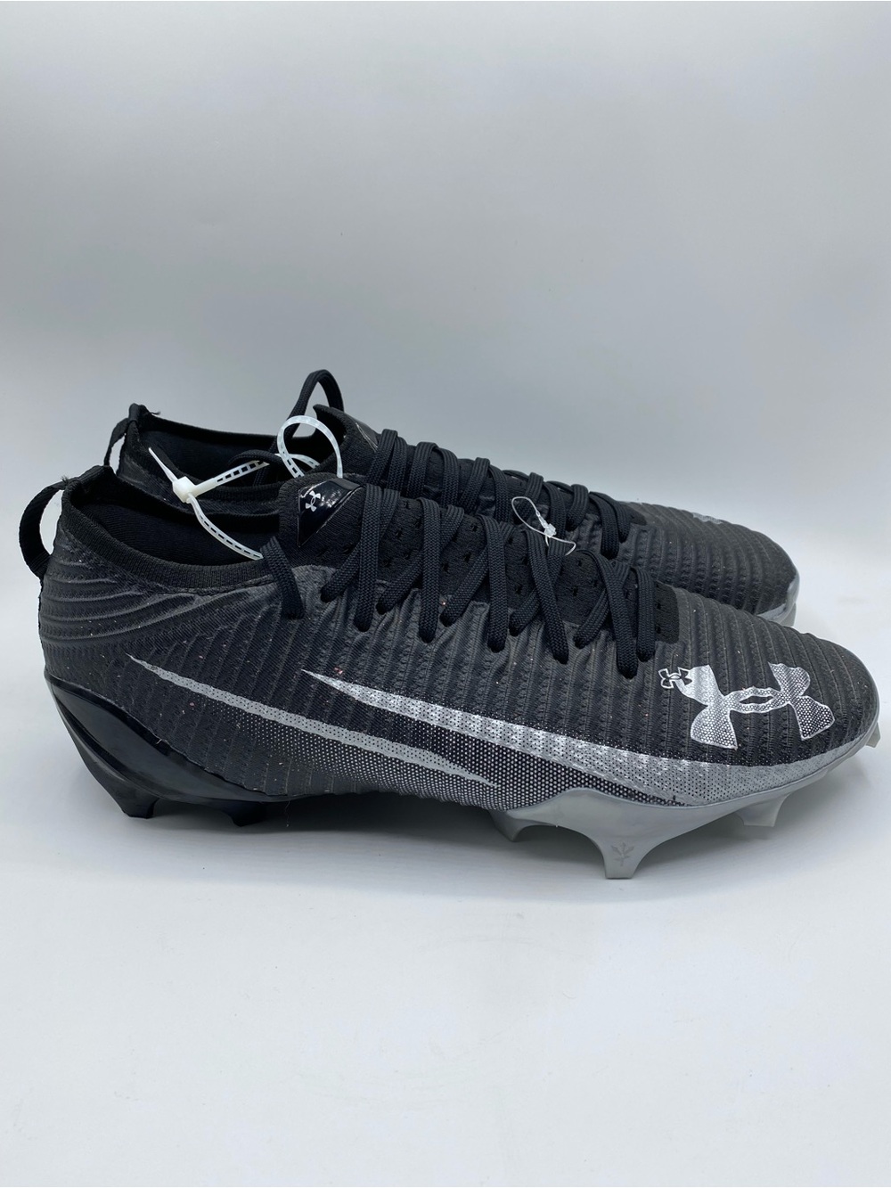 Under Armour UA Blur Pro Football Cleats Mens Sz 11 Black Silver 3028220-003